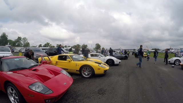 24 Heures du Mans : parade des Ford GT