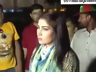 Superb Insult Of Qandeel Baloch At PTI Lahore Jalsa 1 May 2016