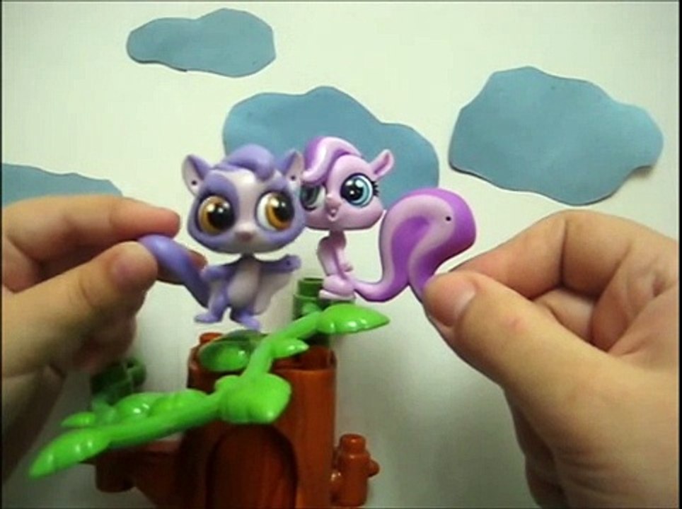Смотреть земляничка Шарлотта  против,  littlest pet shop.