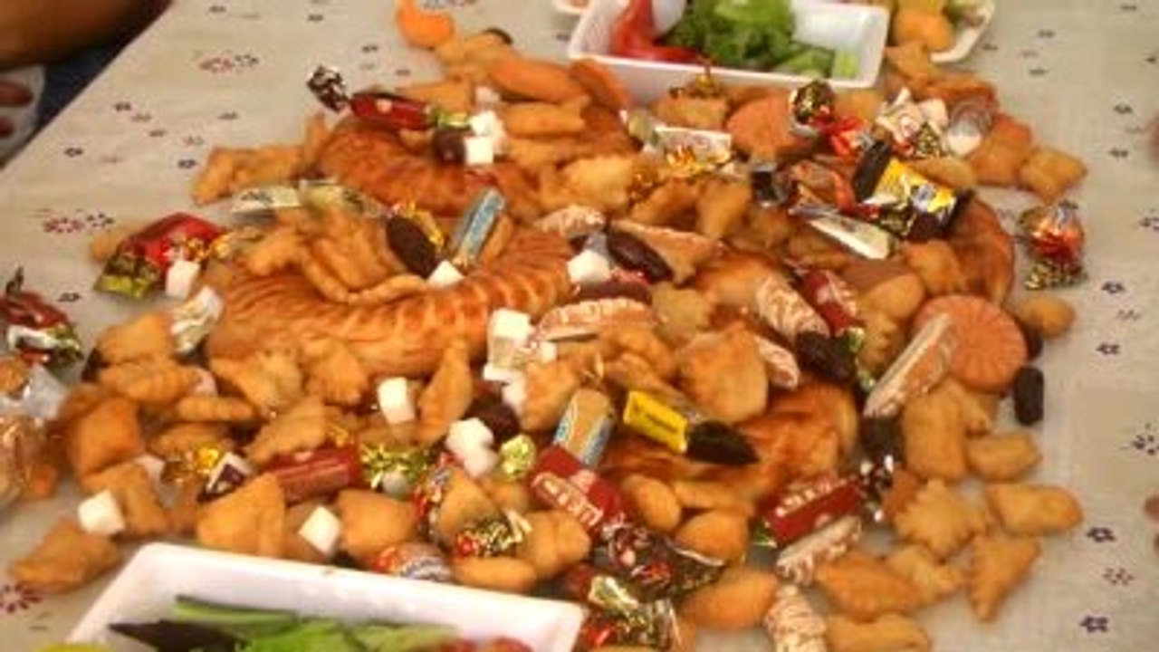 Kırgızistan'da İlk Kez İftar Çadırı Kuruldu