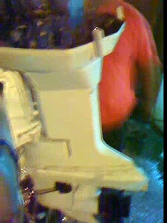 Cam-2010-04-30 22-23-00.mp4