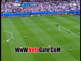 حارس ايرلندا الشمالية ينقذ فريقه امام انفراد "مولر"