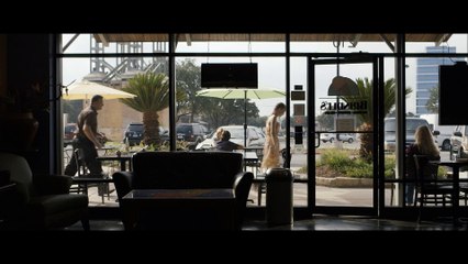 LAYLA IN THE SKY - Bande-annonce