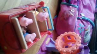 Peppa pig and mama pig and george went to the jungle