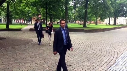 Kamp in overleg met bestuurders - RTV Noord