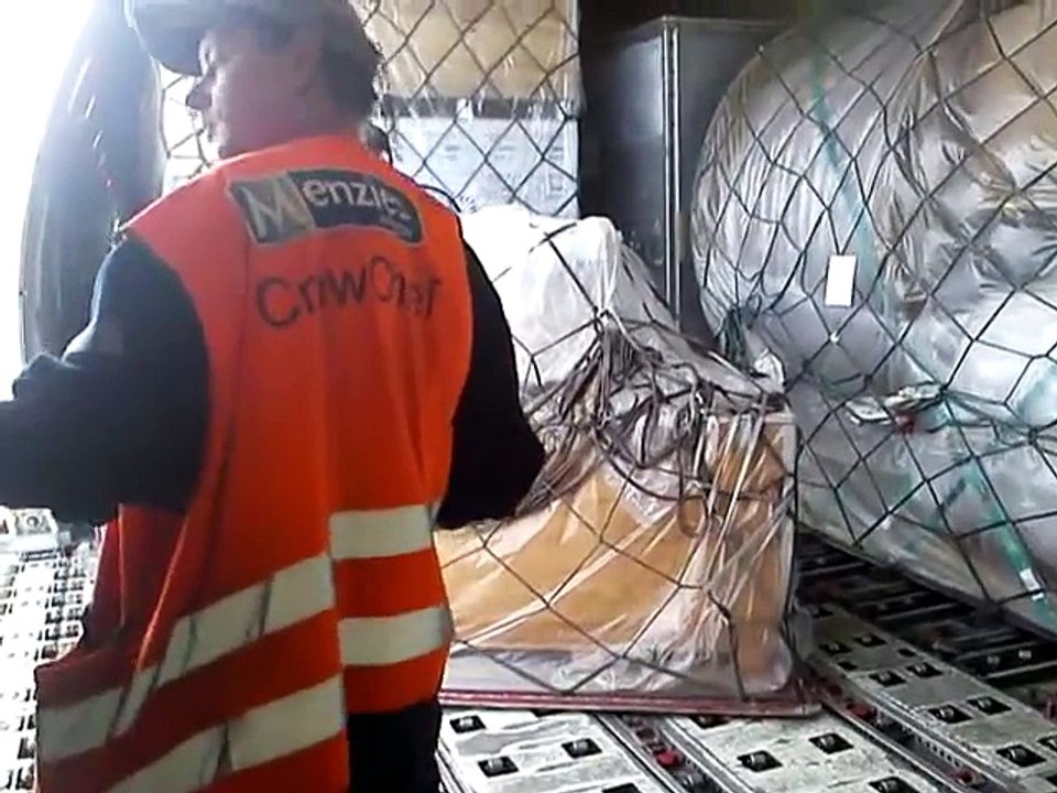 Nhận gửi hàng đi Bắc Ailen,Đức, Gía  rẻ.