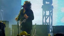 The Cure - Close To Me - Concierto Bogota 19 de Abril de 2013 (HD)