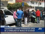 Ciudadanos cubanos realizan plantón en busca de visa a México