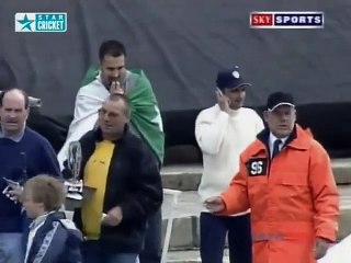 Waqar Younis 7 wickets against England- His best bowling figures - Video Dailymotion