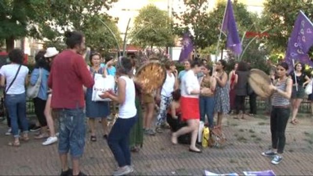 Kadıköy'de Çilem Doğan'ın Tahliyesini Kutladılar