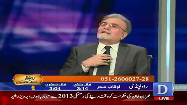 Wo 65 saal ka hai mein 50 ka hun - Nusrat Javed on Mufti and Qandeel!