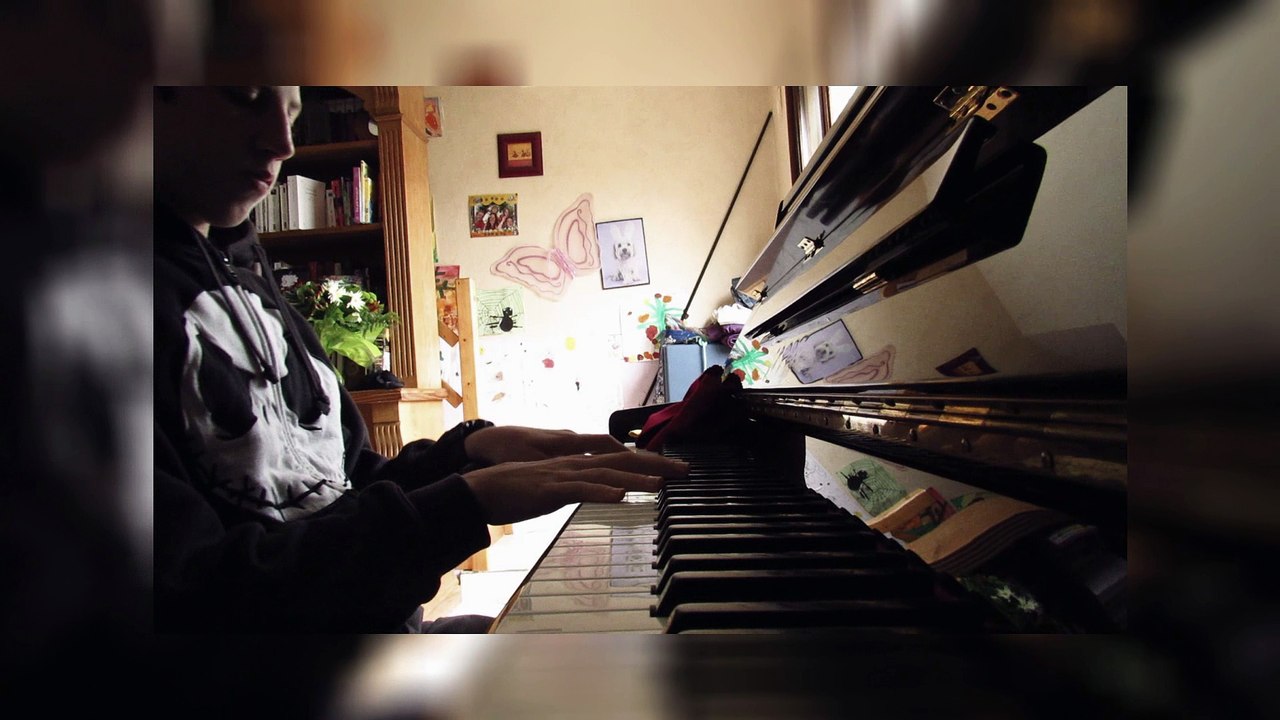 Skrillex - Scary monster and nice sprites (piano cover)