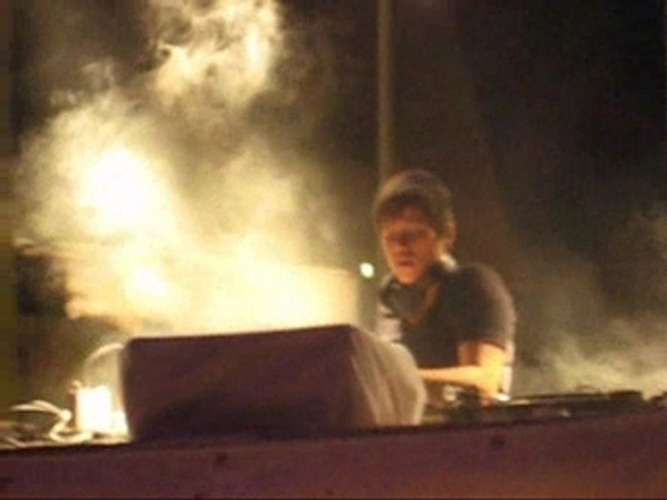 JENNIFER CARDINI @ PLAGES ELECTRONIQUES 2007