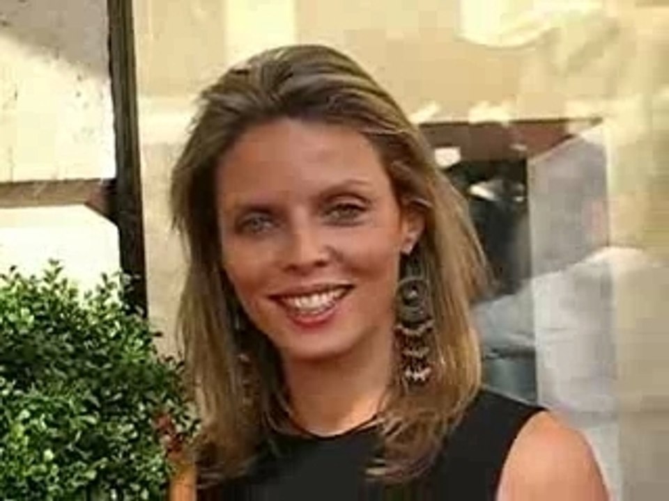 SYLVIE_TELLIER_SEXY_WOMAN