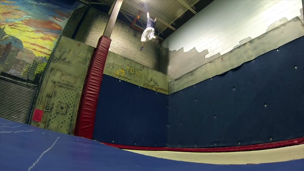 TOP THREE TRAMPOLINE TRICKS ¦ PEOPLE ARE AWESOME