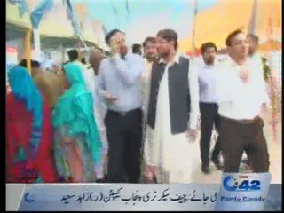 parliamentary Secretary Rana Arshad and Hafiz Noman visiting Ramzan Bazar Shadman on City-42 (21-6-16, 06.42AM)