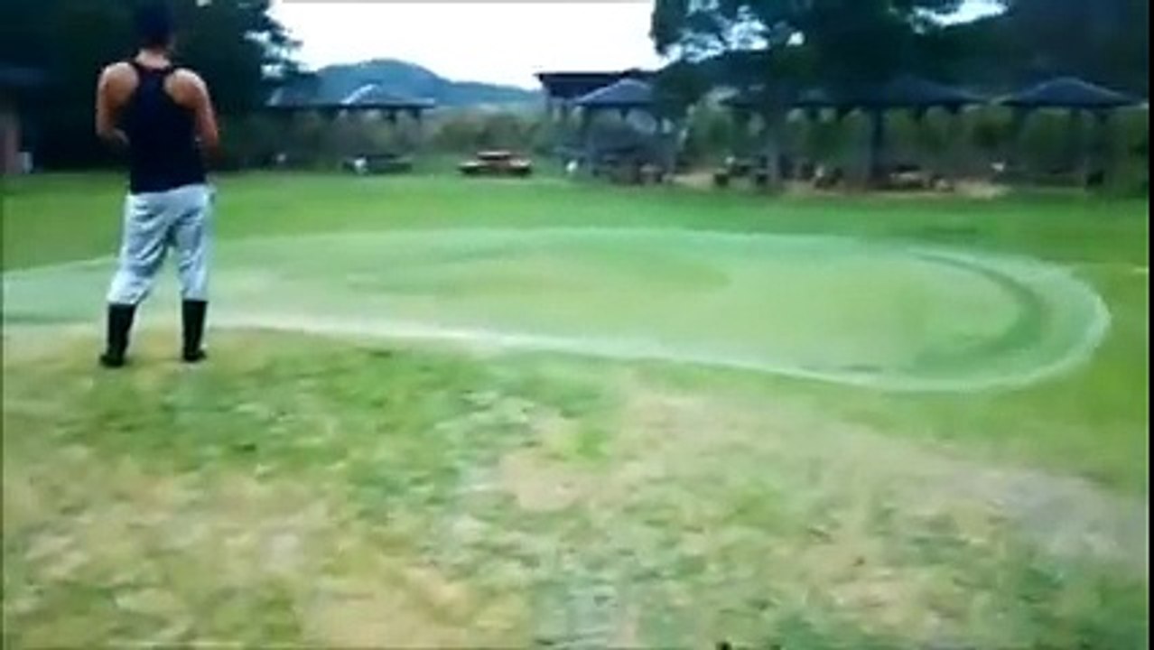 The World’s Largest Cast Net Throw