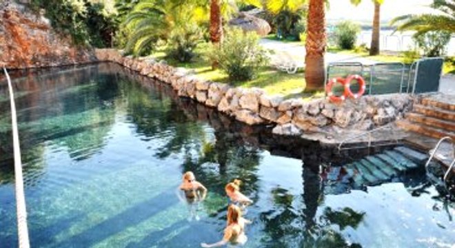 Rusya ile Yaşanan Uçak Krizi Çamur Banyosunu da Vurdu