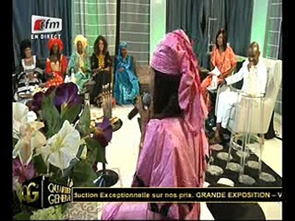 Couple -  Incroyable regardez Pape cheikh Diallo ajoutant le Snap d'Aida Samb à celui de Papy Djilabodji