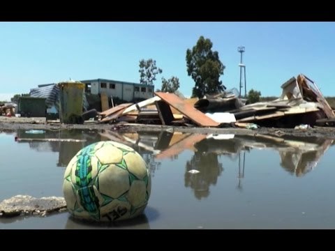 Giugliano (NA) - Sgomberato il campo rom di Masseria del Pozzo (21.06.16)