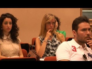 Napoli - I giovani lavorano grazie a “Crescere in Digitale” (21.06.16)