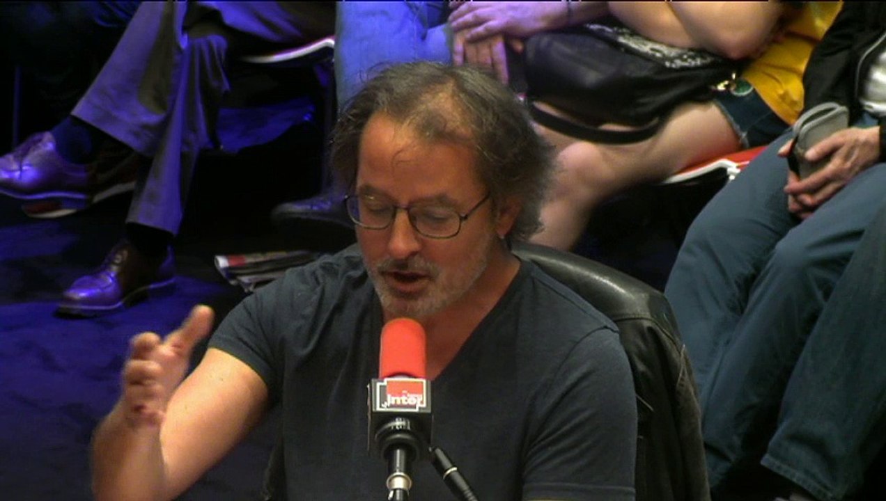 "Vos rêves ne tiennent pas dans nos urnes", La Drôle D'Humeur De Christophe Alévêque