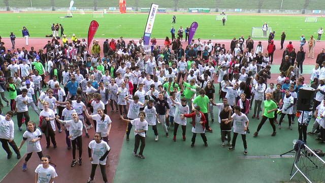 Reportage jeunes officiels unss 91 sur les 7ème jeux sportifs des collèges au stade Robert Bobin de BONDOUFLE