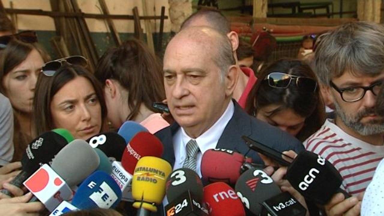 Fernández Díaz dice ser "la víctima" y niega que Rajoy supiera de las conversaciones