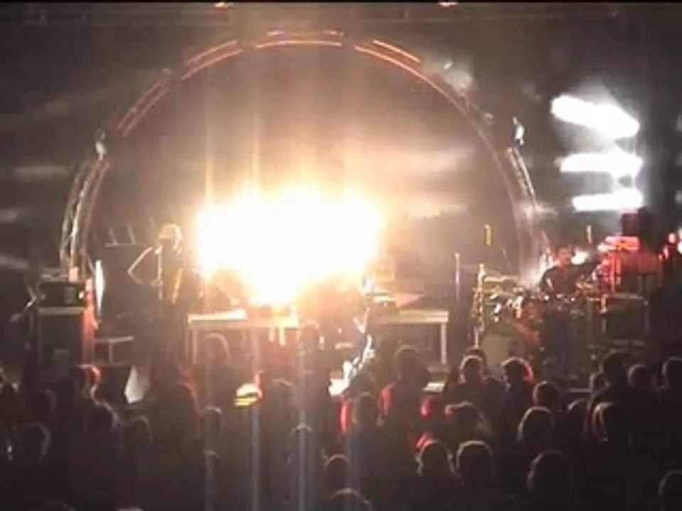 Stone Age 2006 - Red Cardell - C'est la fete au village