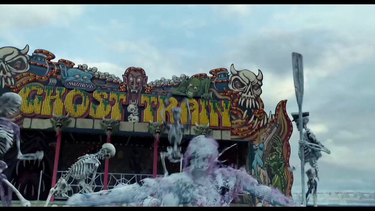 Miss Pérégrine et les Enfants Particuliers - Bande-annonce (Tim Burton)