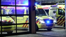 A1 Ambulance 22-102 vertrekt met spoed vanaf post centrum naar melding Eindhoven