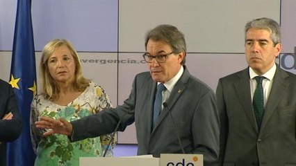 Artur Mas pide el archivo del 9N tras el "contubernio de tics franquistas"