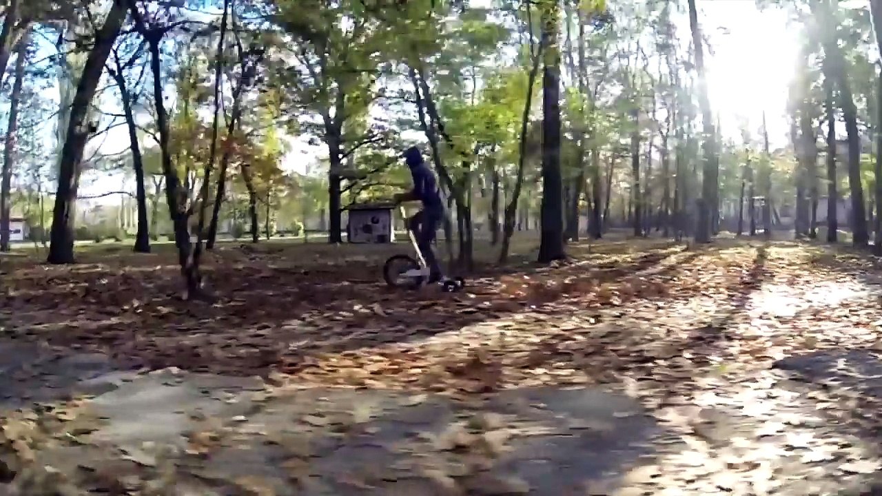 10 Most Amazing Vehicles,Top 10,10 Most,Most Amazing,Vehicles,Amazing Vehicles,Double-Round Skate,Hoverboard,AeYO,Half-B