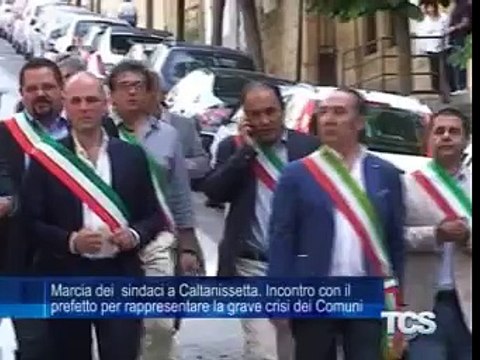 Marcia dei sindaci a Caltanissetta. Incontro con il prefetto per rappresentare la grave crisi dei