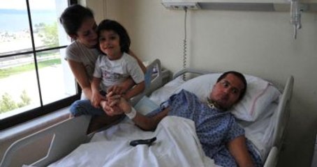 Eşine Yardım Edenlere Sosyal Medyada Canlı Yayında Teşekkür Etti