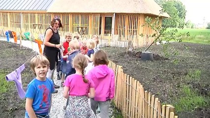 Gloednieuw onderkomen voor vrijwilligers en leerlingen in Kornhorn - RTV Noord