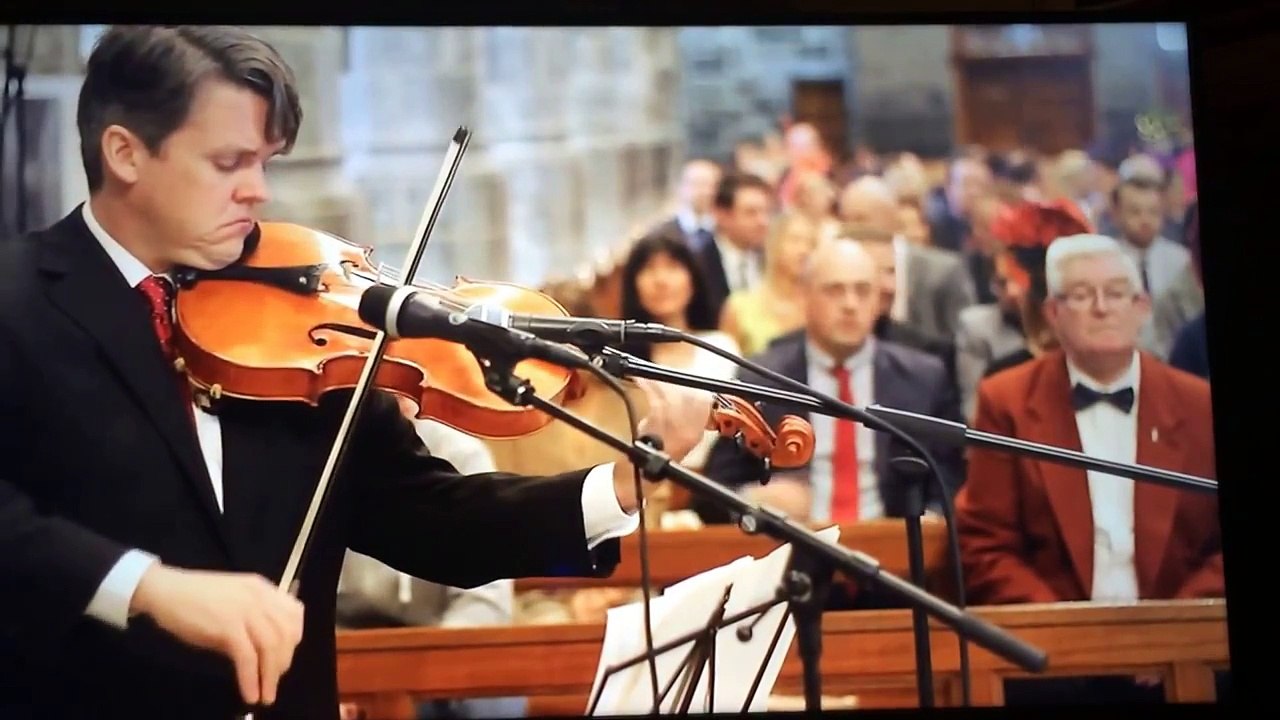 Cormac & Seán performing "Into the West" from "Lord of the Rings - The Return of the King"