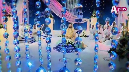 Veena Malik Reciting Naat - Shahe Madina