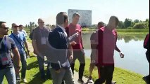 Ronaldo throws reporters microphone into lake