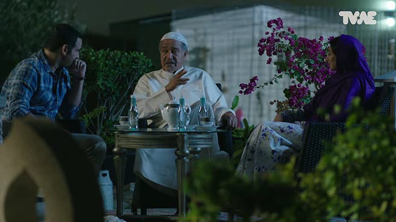مسلسل خيانة وطن - الحلقة 17