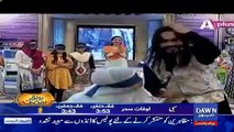 Zara Hut Kay Ki Team Ki Waqar Zaka Aur Maya Khan Par Tanqeed