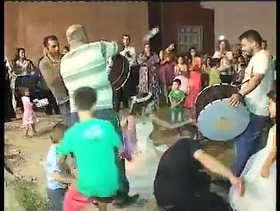 bu oynama boşanma sebebi gelinin oynamasına dikkat..