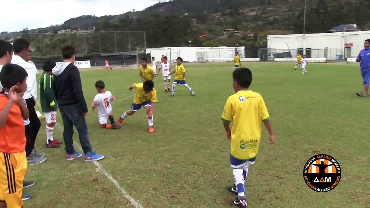 Jhonny Fernando Landi Cando (25)