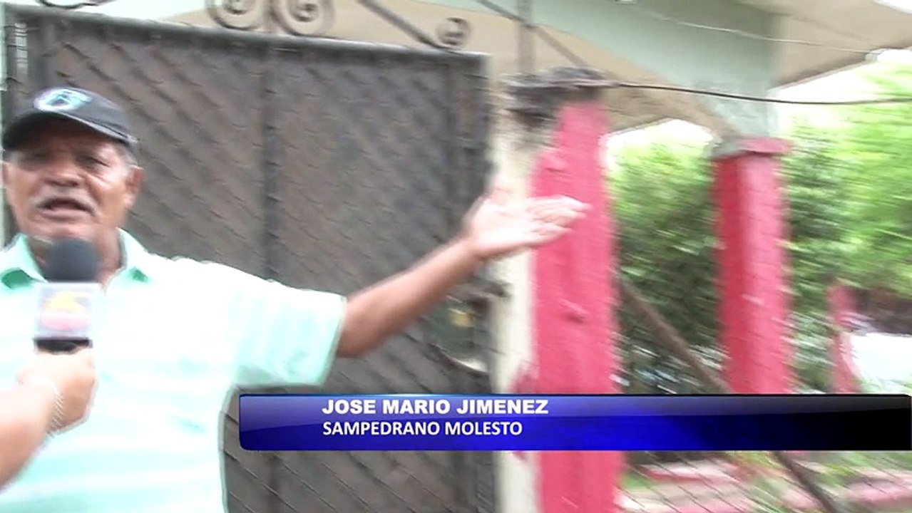 Policías municipales ocasionan daños a los vehículos