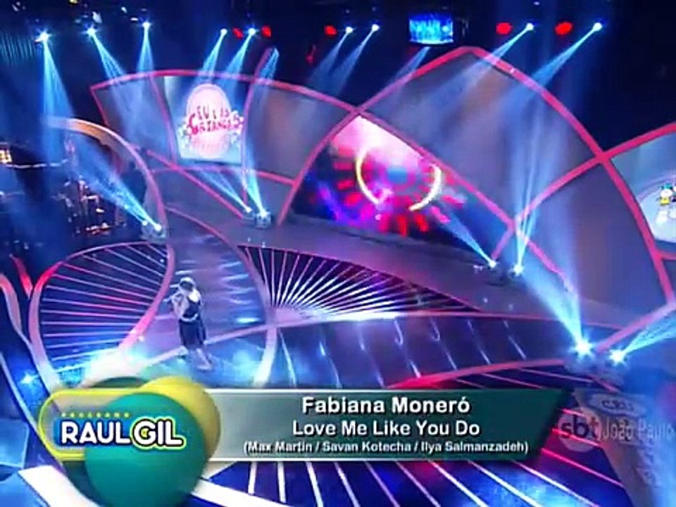 FABIANA MONERÓ - Love me like you do - Programa Raul Gil - 12 09 2016