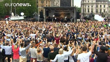 Vigils held across the world for Jo Cox