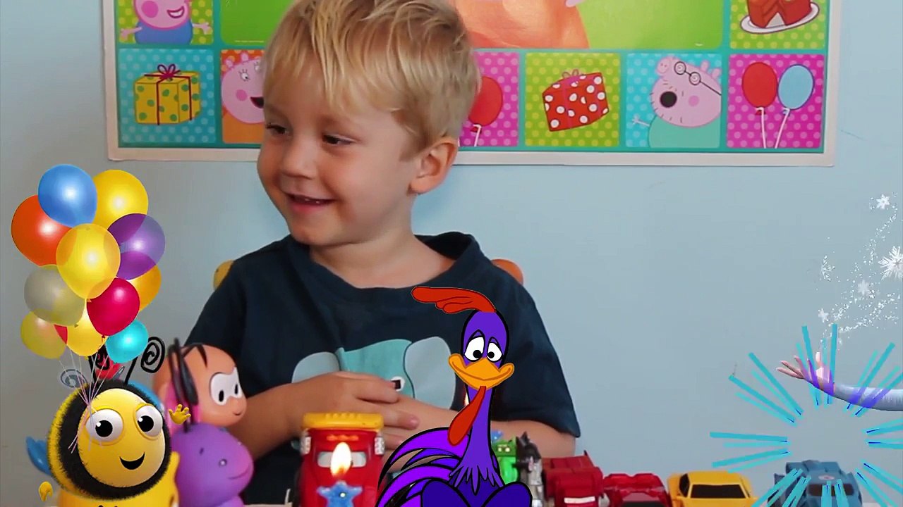 PARABÉNS DA GALINHA PINTADINHA Parquinho da Borboletinha Blocks Pintinho Amarelinho Lego Brinquedos