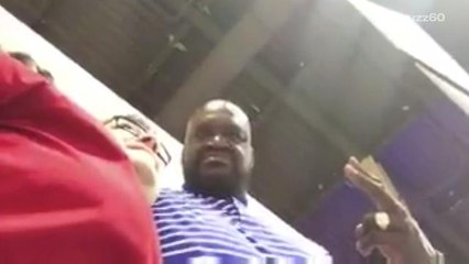 Shaq Masterfully Catches Fan Trying to Sneak A Selfie