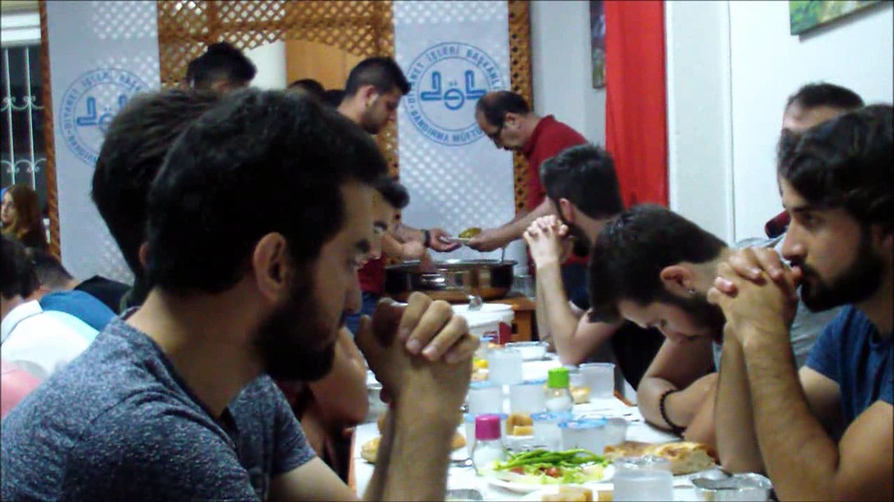 BANDIRMA MÜFTÜLÜĞÜ ÜNİVERSİTE GENÇLİĞİ İFTARI