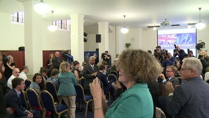 Farage quer independência para o parlamento britânico